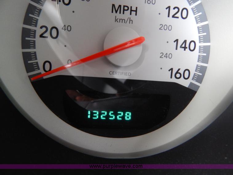 image for item H3376 2009 Dodge Charger SE