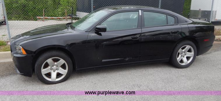 image for item H3378 2011 Dodge Charger Police
