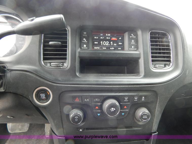 image for item H3378 2011 Dodge Charger Police