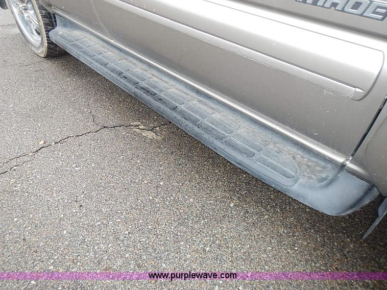 image for item I3631 2003 Chevrolet Tahoe LT SUV