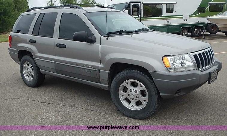 image for item I3633 2000 Jeep Grand Cherokee Laredo SUV