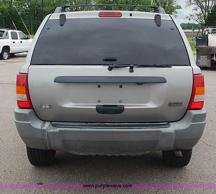 image for item I3633 2000 Jeep Grand Cherokee Laredo SUV
