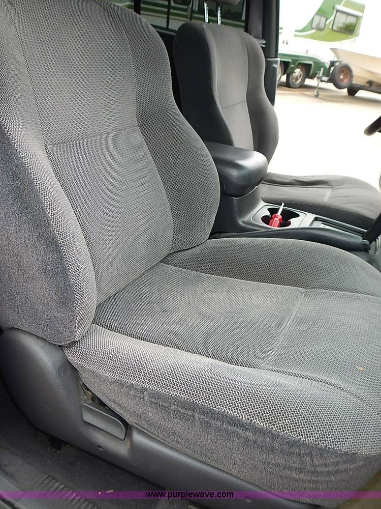 image for item I3633 2000 Jeep Grand Cherokee Laredo SUV