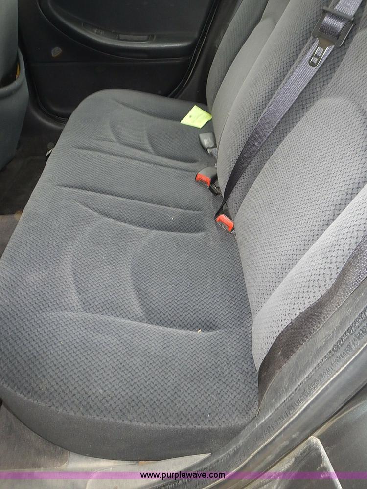 image for item I3634 2004 Chrysler Sebring LXi