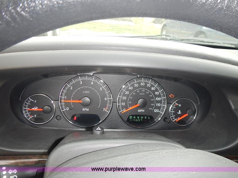 image for item I3634 2004 Chrysler Sebring LXi