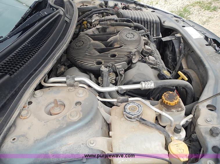 image for item I3634 2004 Chrysler Sebring LXi