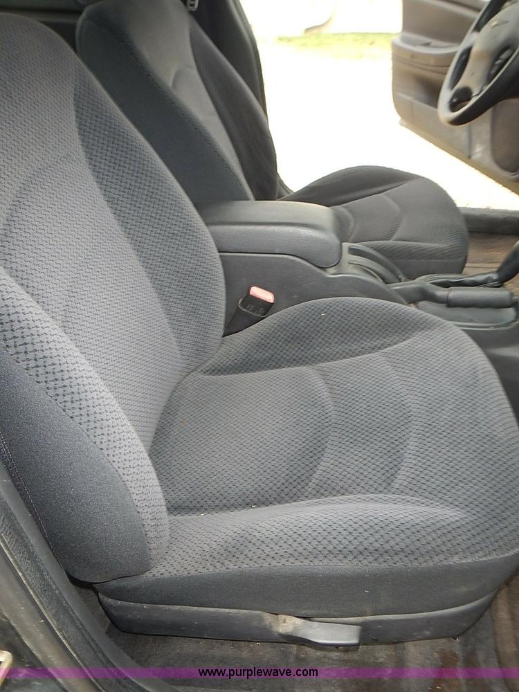 image for item I3634 2004 Chrysler Sebring LXi