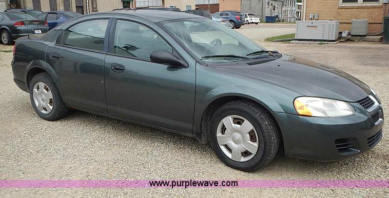 image for item I3635 2004 Dodge Stratus SE