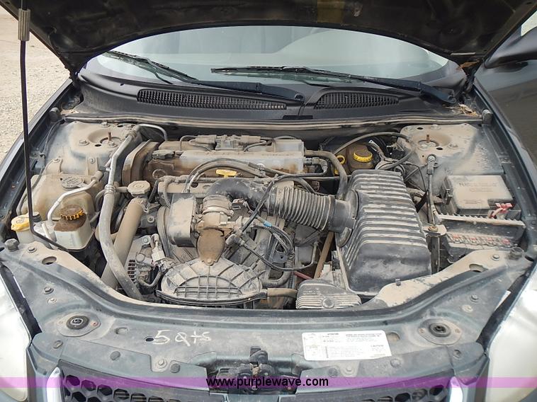 image for item I3635 2004 Dodge Stratus SE