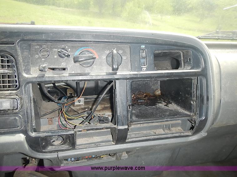 image for item I3639 1996 Mitsubishi Fuso FE639 dump flatbed truck