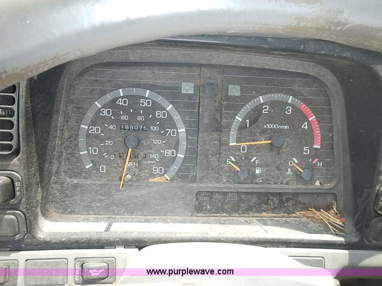 image for item I3639 1996 Mitsubishi Fuso FE639 dump flatbed truck