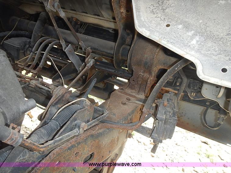 image for item I3639 1996 Mitsubishi Fuso FE639 dump flatbed truck