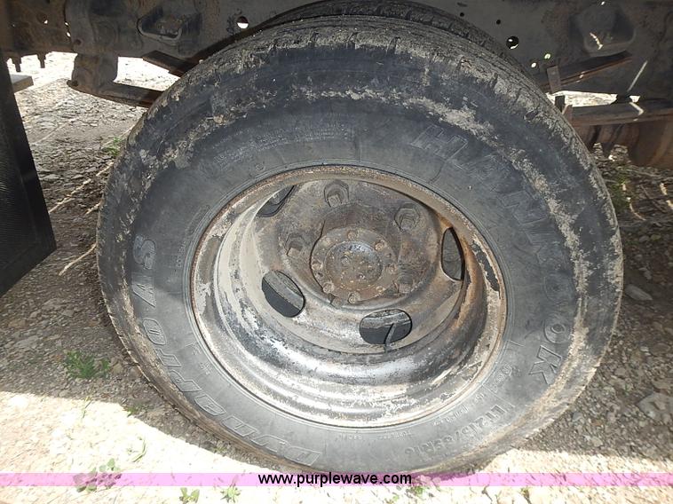 image for item I3639 1996 Mitsubishi Fuso FE639 dump flatbed truck