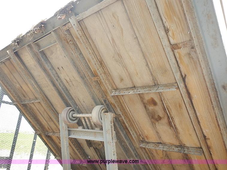 image for item I3639 1996 Mitsubishi Fuso FE639 dump flatbed truck