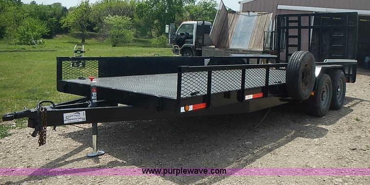 image for item I3640 2007 Lamar 22' car hauler trailer