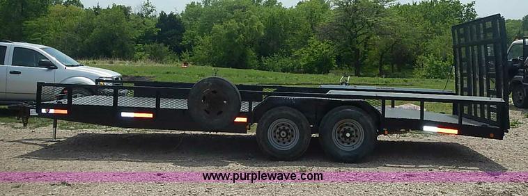 image for item I3640 2007 Lamar 22' car hauler trailer