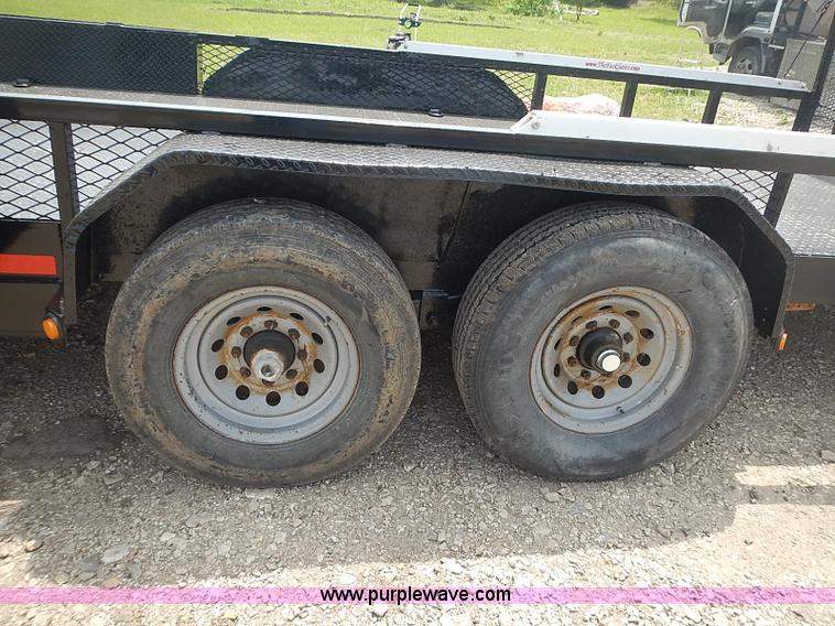 image for item I3640 2007 Lamar 22' car hauler trailer