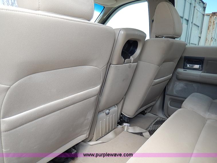 image for item I3739 2006 Ford F150 XLT SuperCrew pickup truck