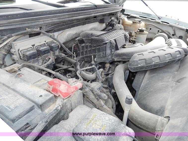 image for item I3739 2006 Ford F150 XLT SuperCrew pickup truck