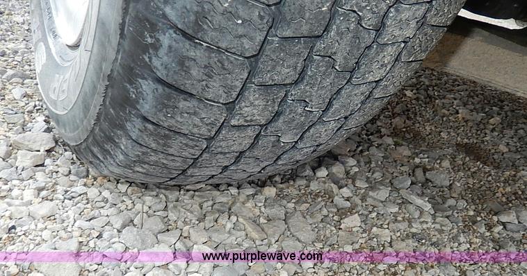 image for item I3739 2006 Ford F150 XLT SuperCrew pickup truck