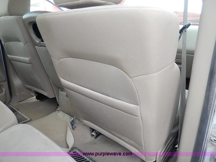 image for item I3739 2006 Ford F150 XLT SuperCrew pickup truck