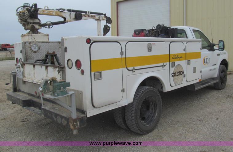 image for item I7012 2001 Ford F450 Super Duty service truck