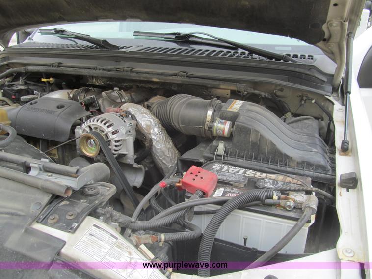 image for item I7012 2001 Ford F450 Super Duty service truck