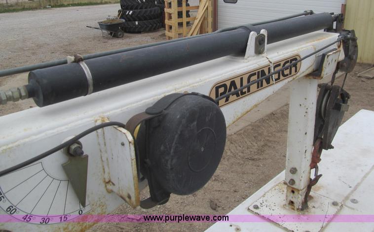 image for item I7012 2001 Ford F450 Super Duty service truck