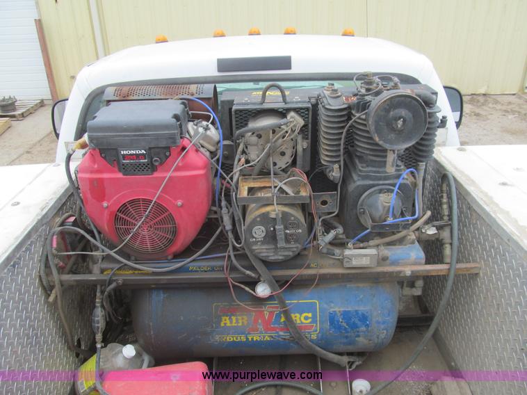 image for item I7012 2001 Ford F450 Super Duty service truck