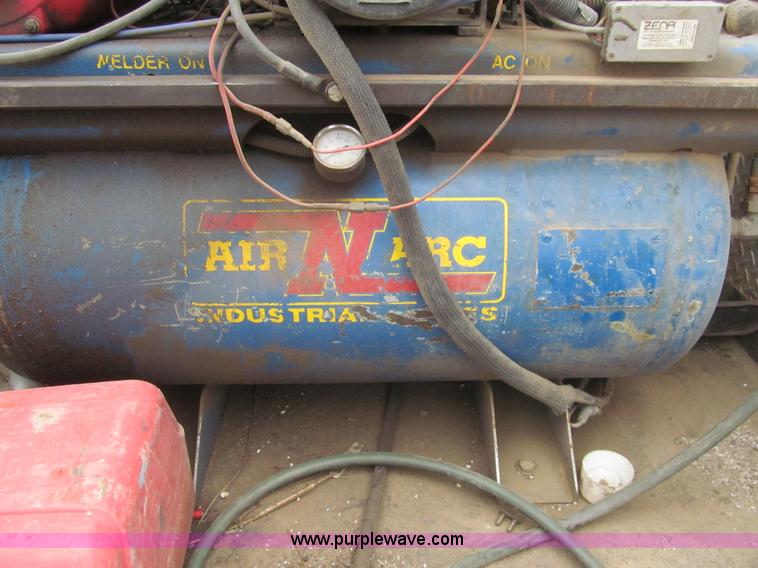 image for item I7012 2001 Ford F450 Super Duty service truck