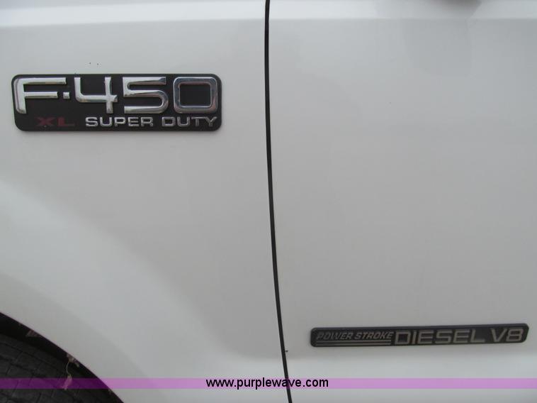 image for item I7012 2001 Ford F450 Super Duty service truck
