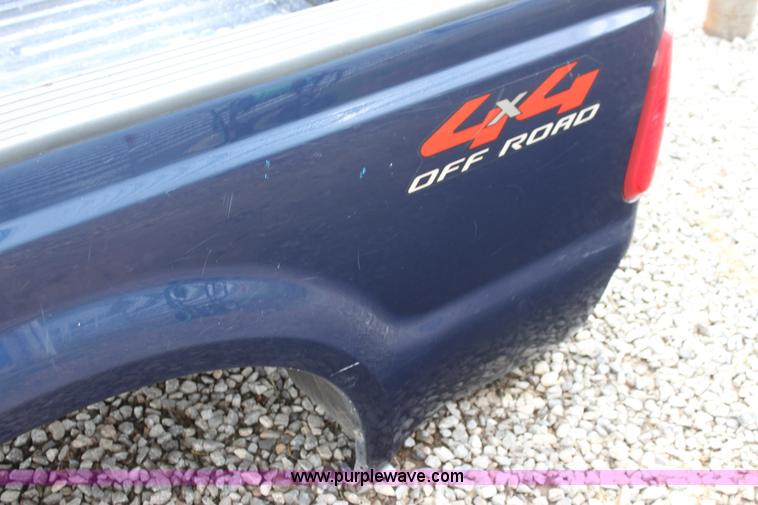 image for item I7421 2008 Ford F250 short bed pickup truck bed