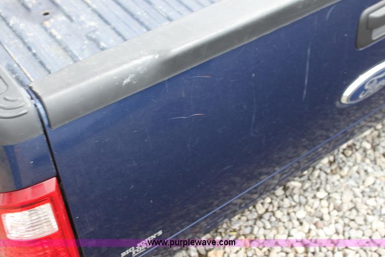 image for item I7421 2008 Ford F250 short bed pickup truck bed