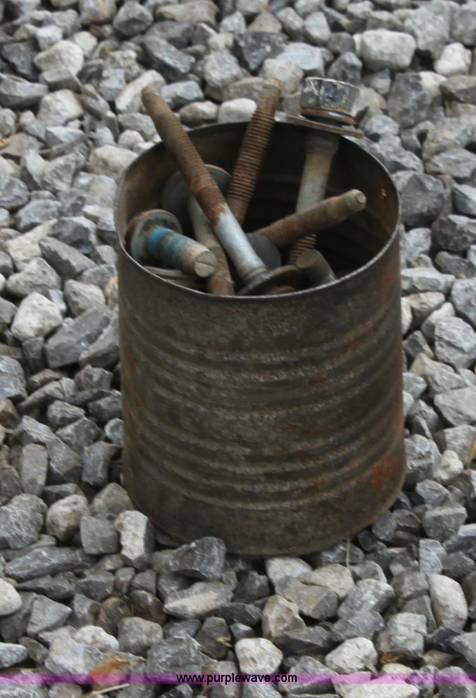 image for item I7421 2008 Ford F250 short bed pickup truck bed