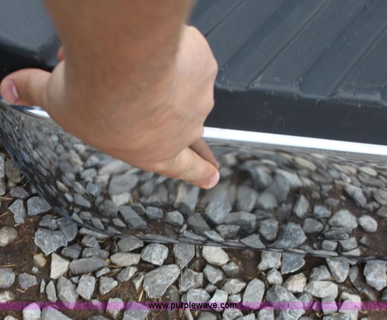 image for item I7421 2008 Ford F250 short bed pickup truck bed