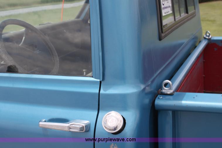 image for item I7422 1967 Chevrolet C10 pickup truck