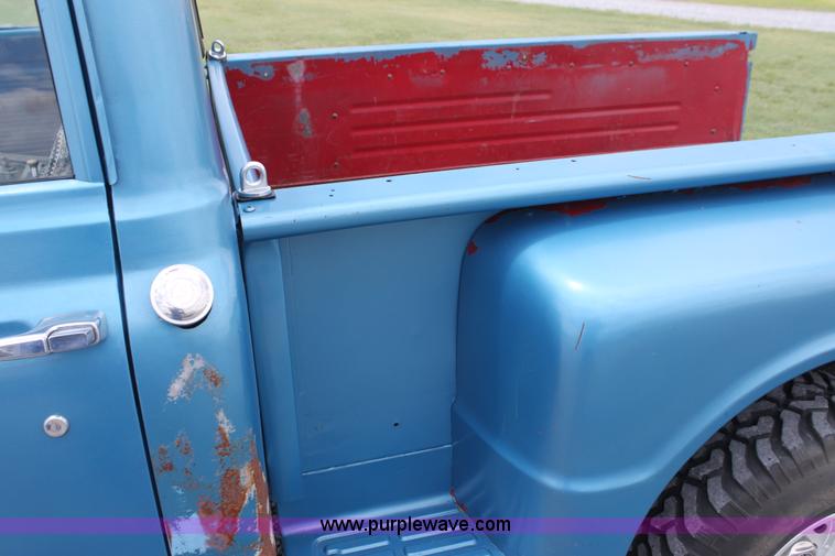 image for item I7422 1967 Chevrolet C10 pickup truck