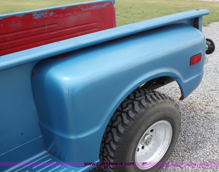 image for item I7422 1967 Chevrolet C10 pickup truck