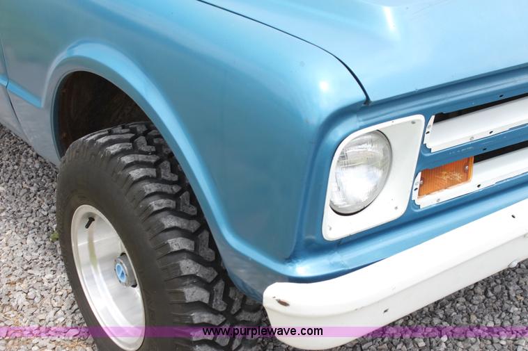 image for item I7422 1967 Chevrolet C10 pickup truck