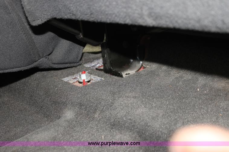 image for item I7423 2007 Chevrolet Silverado 1500 Z71 Crew Cab pickup truck