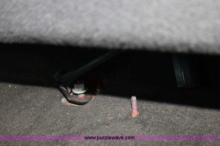 image for item I7423 2007 Chevrolet Silverado 1500 Z71 Crew Cab pickup truck