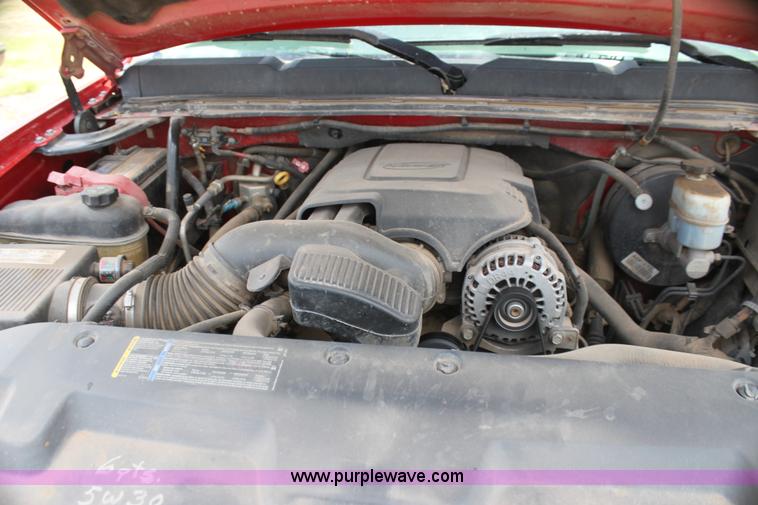 image for item I7423 2007 Chevrolet Silverado 1500 Z71 Crew Cab pickup truck