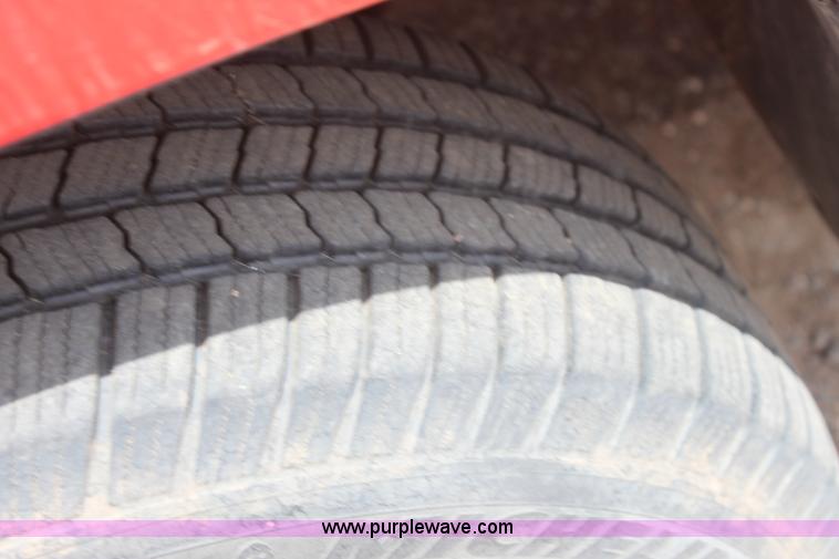 image for item I7423 2007 Chevrolet Silverado 1500 Z71 Crew Cab pickup truck