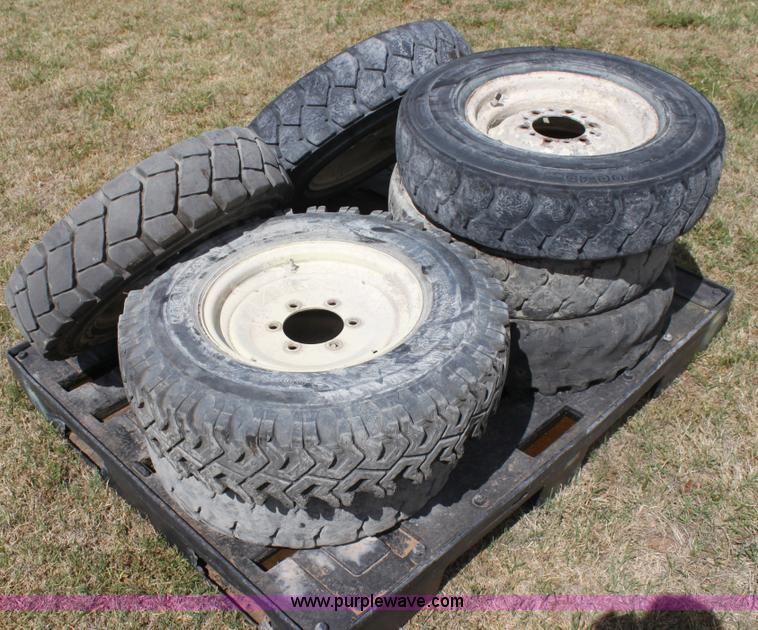 (7) 7.0015 forklift tires and wheels in Enid, OK Item I7445 sold