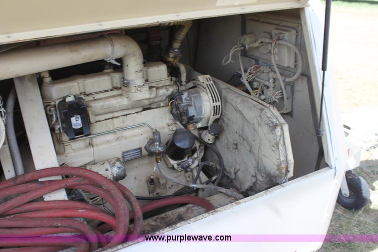 image for item I7456 Ingersoll Rand 185 air compressor