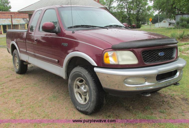 image for item I9648 1997 Ford F150 XLT Lariat SuperCab pickup truck
