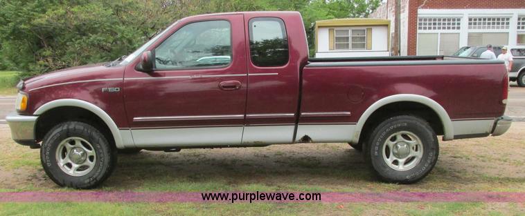 image for item I9648 1997 Ford F150 XLT Lariat SuperCab pickup truck