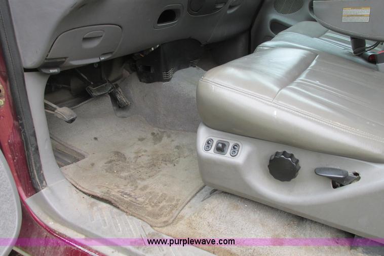 image for item I9648 1997 Ford F150 XLT Lariat SuperCab pickup truck