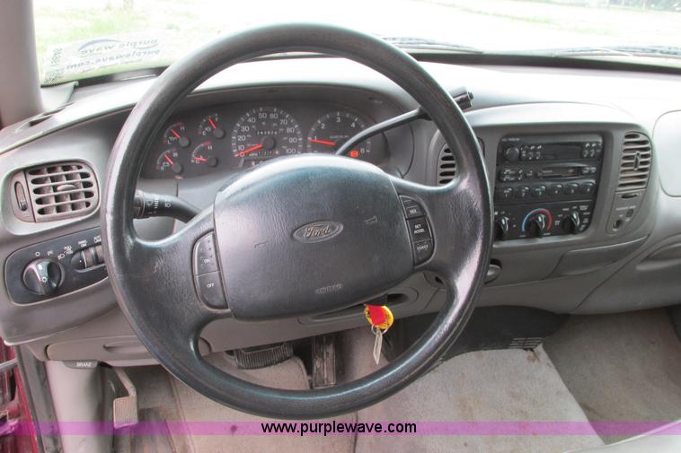 image for item I9648 1997 Ford F150 XLT Lariat SuperCab pickup truck