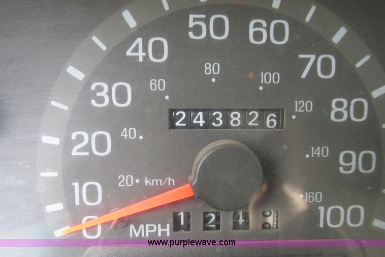 image for item I9648 1997 Ford F150 XLT Lariat SuperCab pickup truck